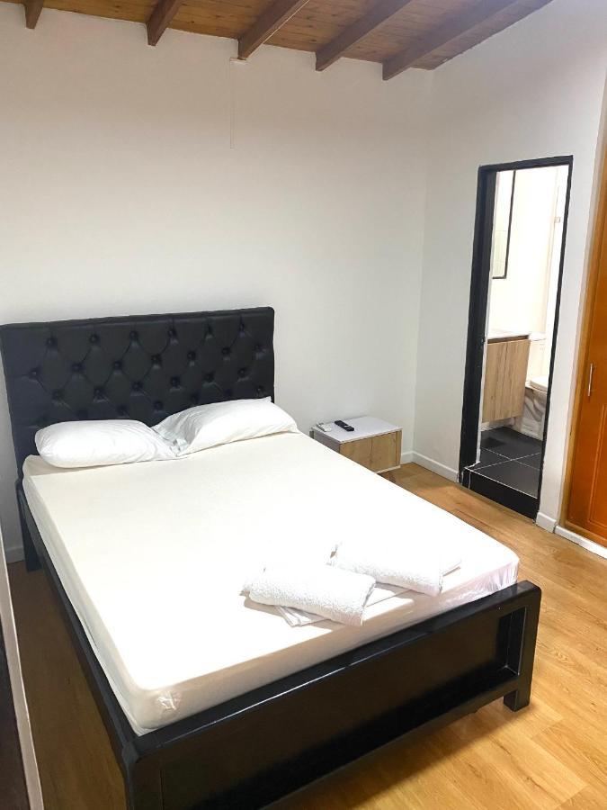 Estadio Apartamentos Медельин Экстерьер фото